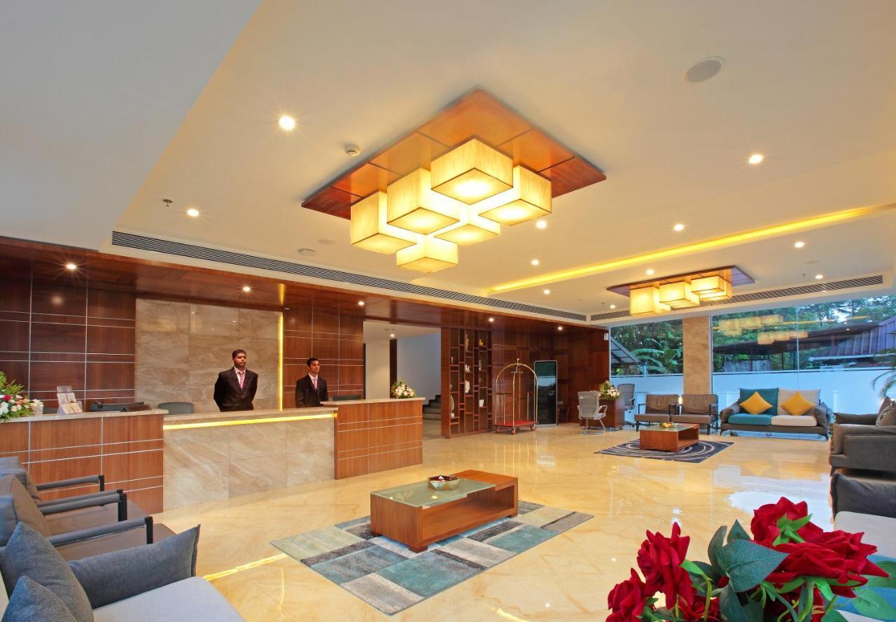 Hotel Ceasar Palace Thodupuzha Luaran gambar