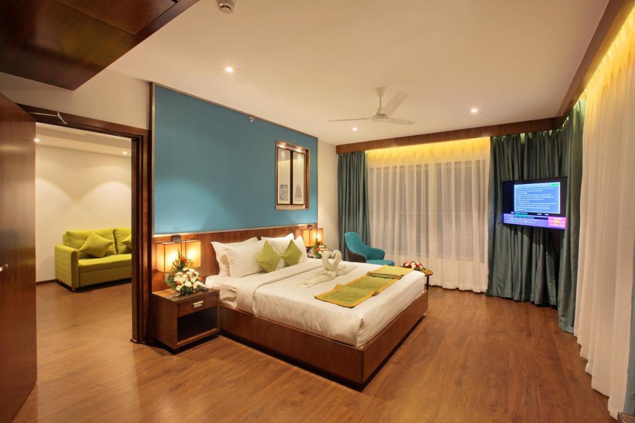 Hotel Ceasar Palace Thodupuzha Luaran gambar